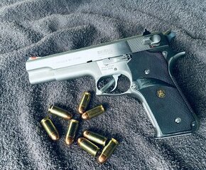 Smith & Wesson .45ACP