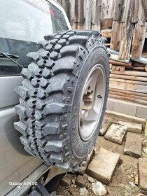 pneu t3 235/75R16 - 1