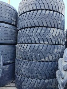 (8ks)  315/80 R22, 5 Bridgestone M-Drive 001