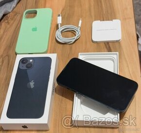 Predám Apple iPhone 13 256GB Black Malé Známky opotrebovania