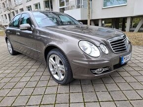 Mercedes E W211  280 CDI   Avantgarde    148000 KM