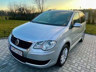 VOLKSWAGEN TOURAN 1.9 tdi ..7miest