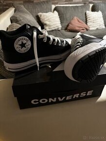 Converse kožene vel-41