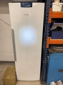 Predam mraznicku Bosch 250l