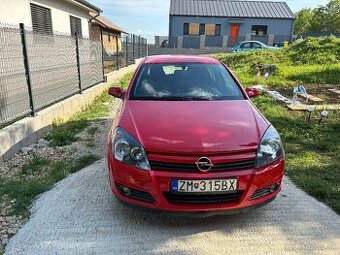 Predam Opel Astra H 1.6 i - 1