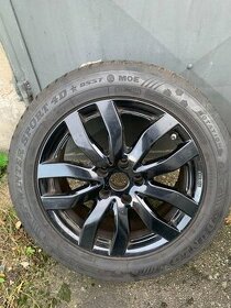 Bmw g30/31 zima 225/55/17 - 1