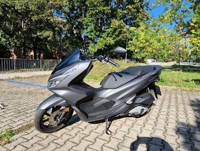 Honda PCX 125 - garážovaná, prvý majiteľ