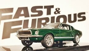 Ford Mustang Fastback - 1