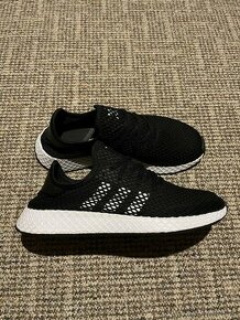 Adidas Deerupt vel 46 černobiele