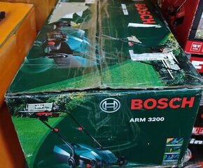 Použitá plne funkčná elektrická kosačka bosch