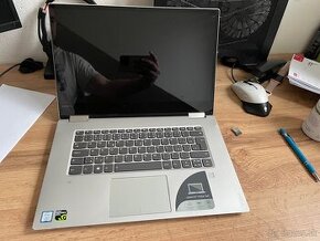 Lenovo yoga 720