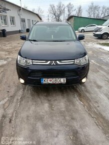 Mitsubishi Outlander - 1