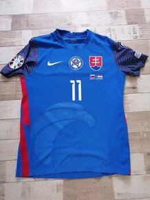 Podpisany futbalový dres