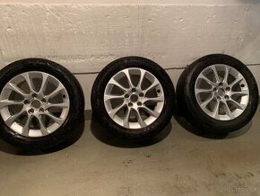 4ks elektróny orig. Audi 205/55 R16 s letnými pneu