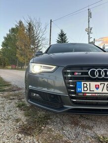 Predám Audi A5 2.0TDI 130kW Quattro Sportback 3x S-line