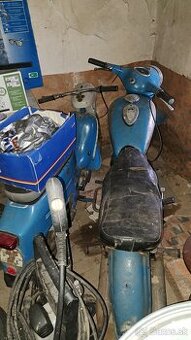 Jawa panelka 250-559