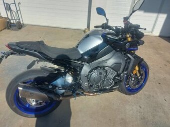 Yamaha mt-10