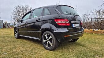 Mercedes Benz B trieda B150