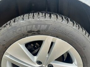 Original vw disky + celorocne pneu michelin 205/55 R16