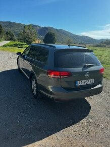 vw passat 1,6tdi 88kw B8 - 1