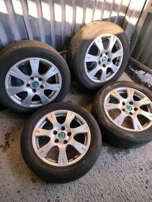 4ks alu disky orig. Škoda 5x112 r16 pneu 205/55 r16