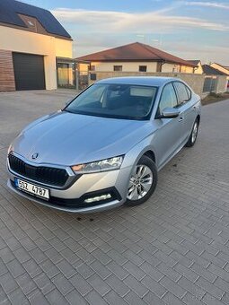 Škoda Octavia 4 2022 1.0 TSi, výkon 85 kw, datum výroby 05/2