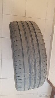 GOOD YEAR 245/45 r18 EAGLE F1 MO