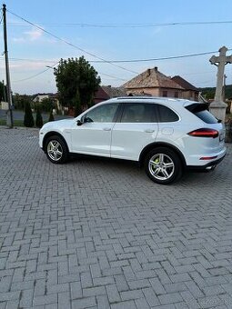 PORSCHE CAYENNE S E-HYBRID PLATINIUM TIPTRONIC S