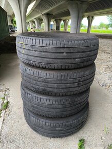 Michelin Primacy 3 215/65 R17 - 1