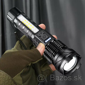 výkonná led baterka - 1