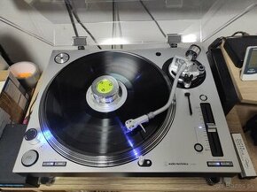 Predám gramofón Audio technika At-lp140xp