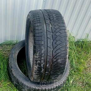 Predam zimne pneu 245/40 r18