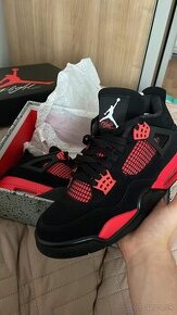 Jordan 4