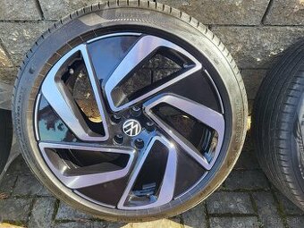 20" NOVÉ Letní VW Montreal ID.7 Original Alu 235/45/ 255/40