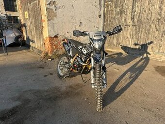 Enduro ASIX XB88 250CM3 21/18 Model 2025