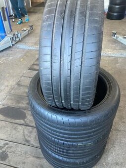 Letné pneu 245/40R18 viem aj prezuť