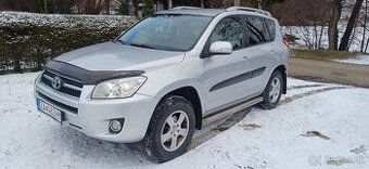 Toyota RAV4 2.2l D-4D 150 Lux Top stav Kúpené v SR - 1