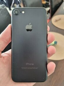 Apple iPhone 7 32GB Jet Black - 1