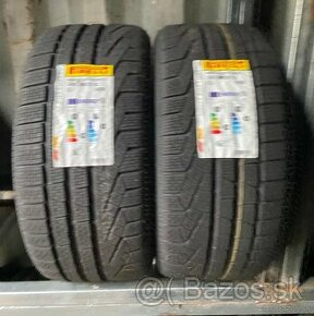 Predam 2ks  zimne pneu nové  245/35R20 Pirelli