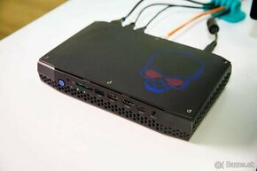 Výkonný MINI PC Intel NUC 8I7HVK - 1