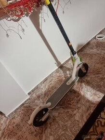 Mi Electric Scooter 3