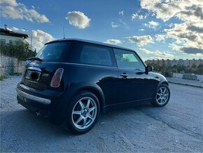 Mini Cooper 1,6 benzín, 85 kW, 100 500 km, 1. majiteľ