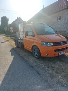 VW T5 2.0tdi 4x4 + minibager Bobcat E10Z  2020