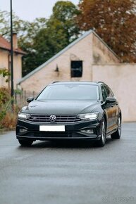 Volkswagen Passat Variant R-Line 2.0 TDI SCR DSG 4Motion