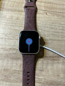 Apple watch se hodinky - 1