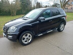 Mercedes-Benz ML350CDi Grand Edition