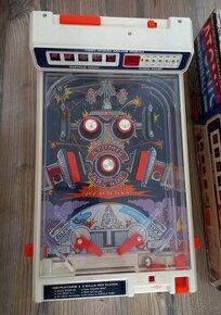 Retro hra Pinball r.1979