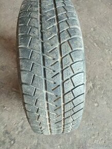 Michelin 235/75 R15 - 1