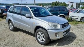 Toyota Rav4 2.0 benzin 110 kw,4x4 ,bez korozie,Taliansko