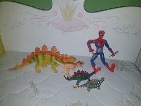 Dinosaury a spiderman